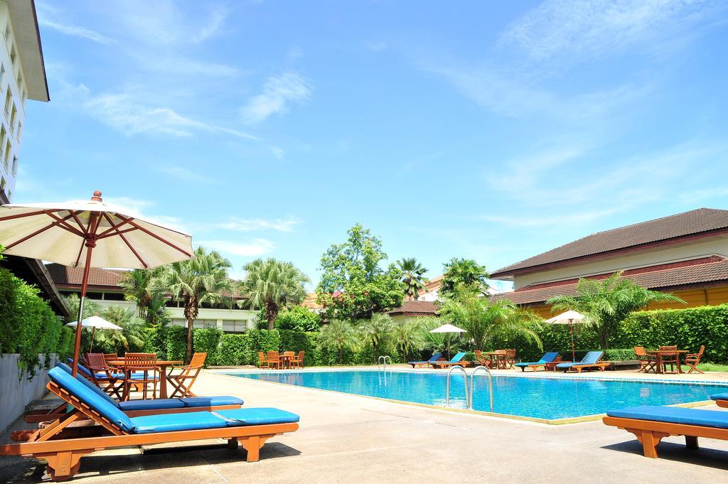 Tinidee Hotel Ranong Esterno foto