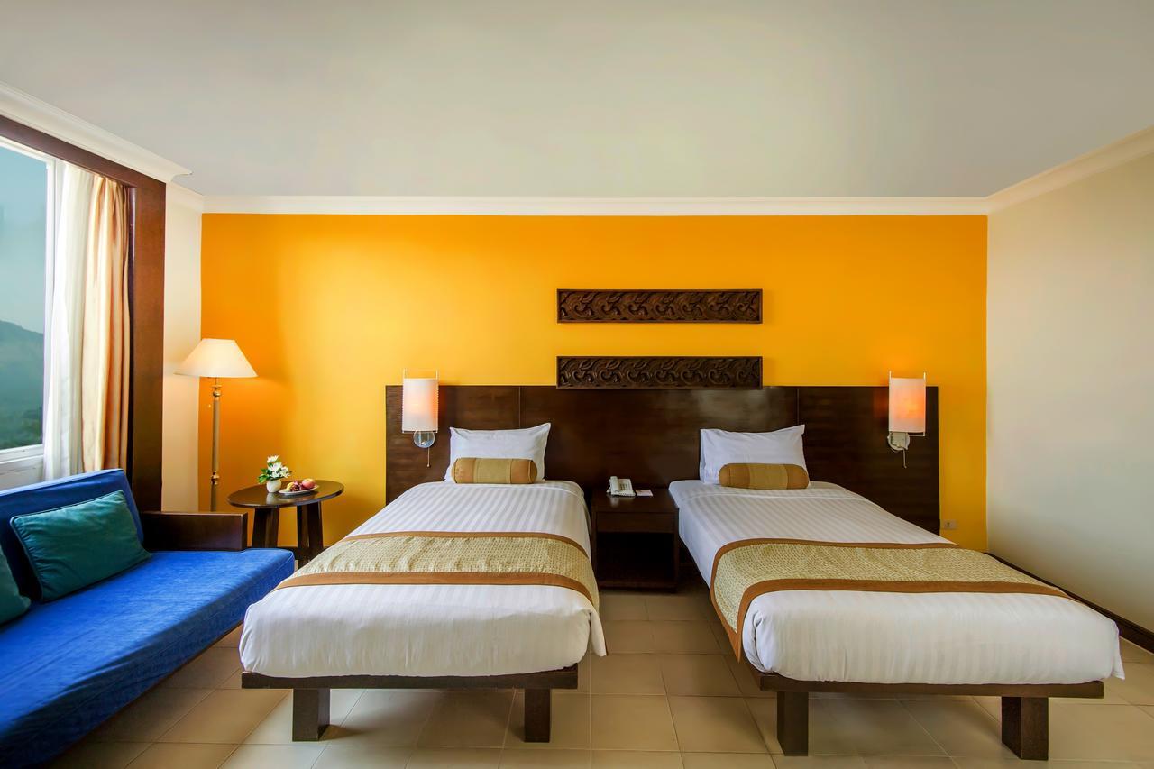 Tinidee Hotel Ranong Esterno foto