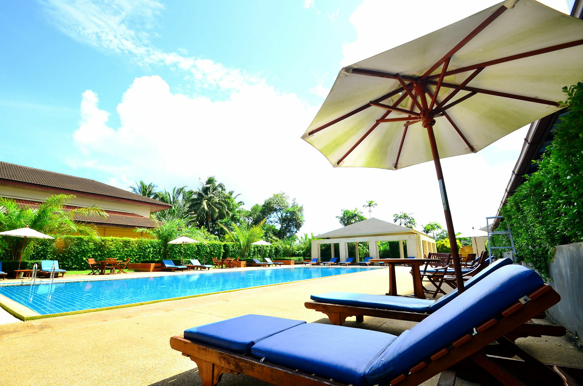 Tinidee Hotel Ranong Esterno foto