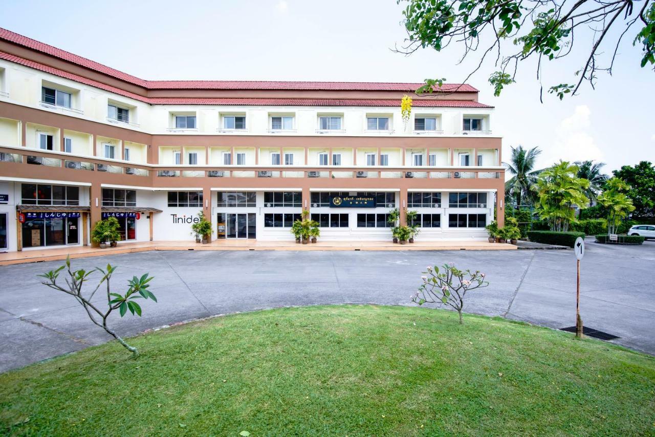 Tinidee Hotel Ranong Esterno foto