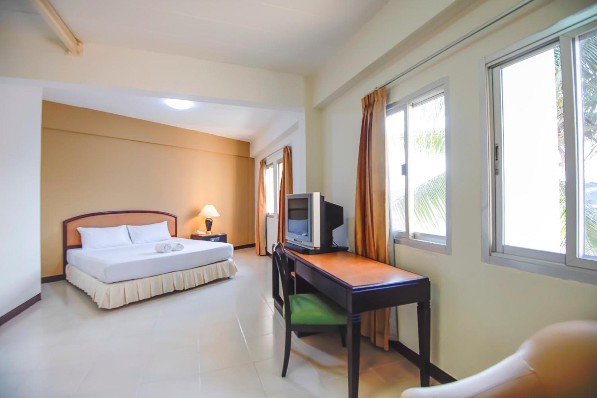 Tinidee Hotel Ranong Esterno foto